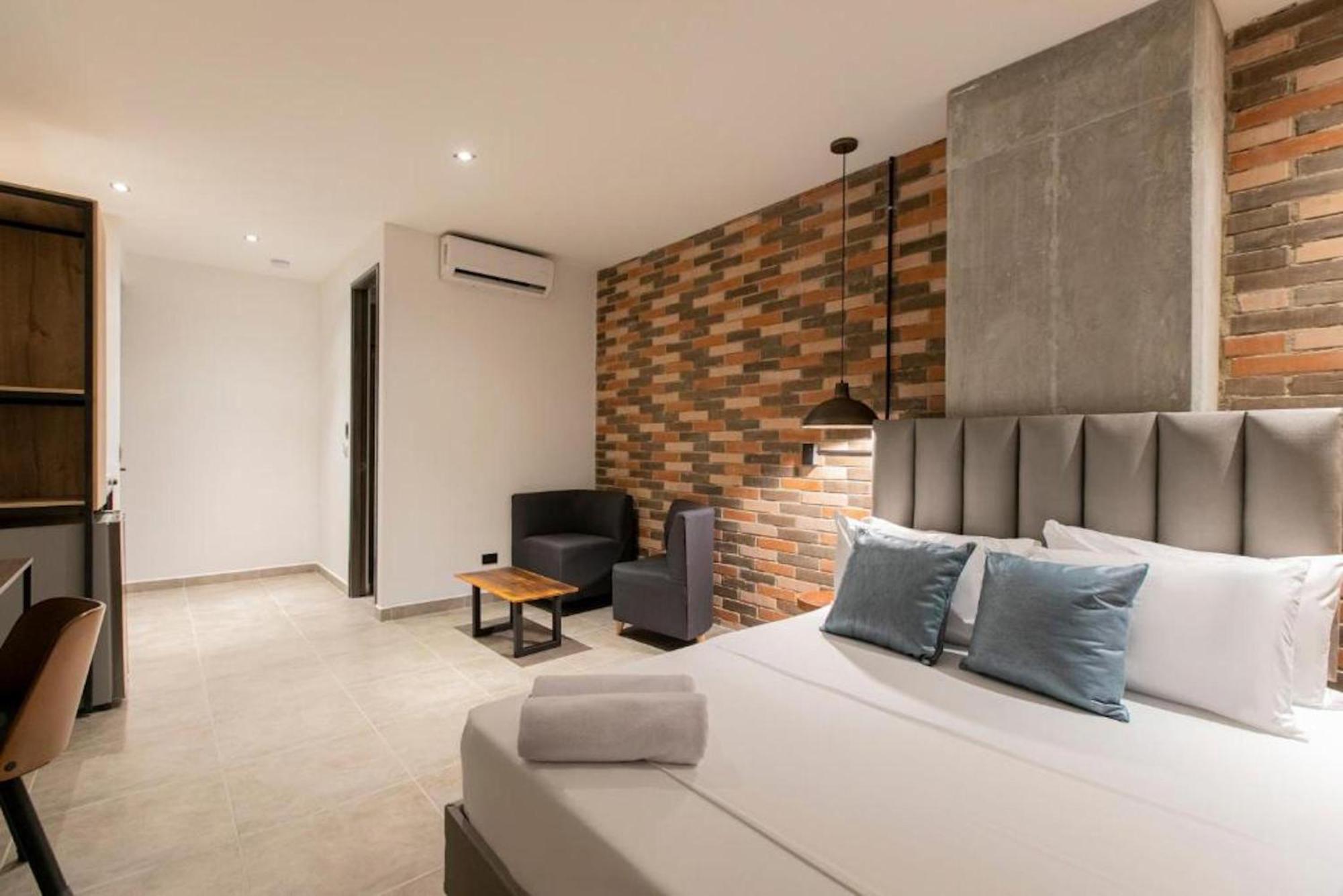 Apartahotel Medellin Hotel Medellin